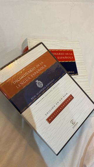 Diccionario de la Real Academia Española