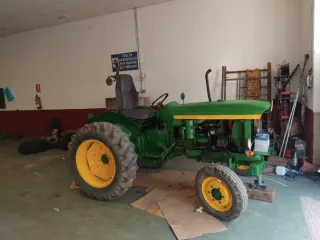 Tractor John Deere 515