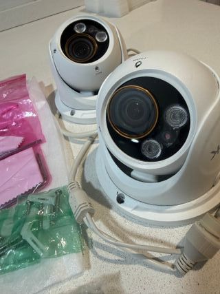 2 Cámaras IP TBK FERMAX