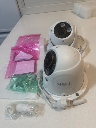 2 Cámaras IP TBK FERMAX