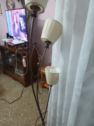 Lámpara de pie antigua bronce