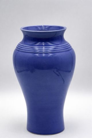 Vaso moderno blu cobalto in ceramica