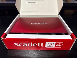 Focusrite Scarlett 2i4 Interfaz Audio