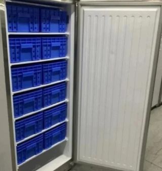 CONGELADOR VERTICAL 643863251