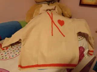 SIN ESTRENAR Jersey capucha beige/naranja