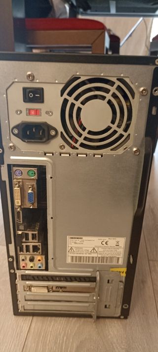 Odenador sobremesa torre