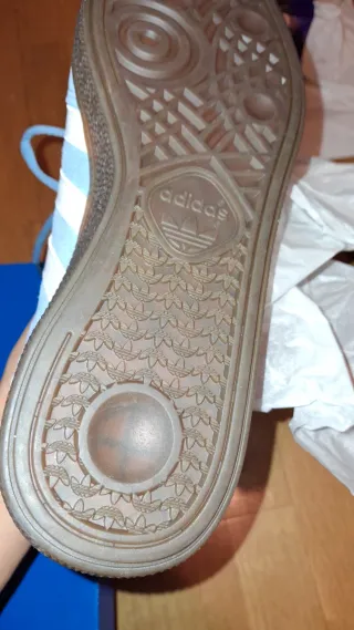 Adidas Speziale azul celeste original (44)