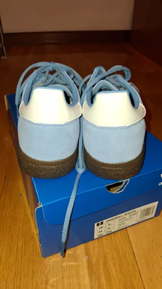 Adidas Speziale azul celeste original (44)
