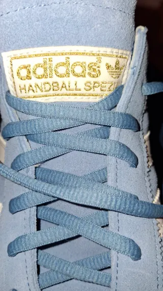 Adidas Speziale azul celeste original (44)