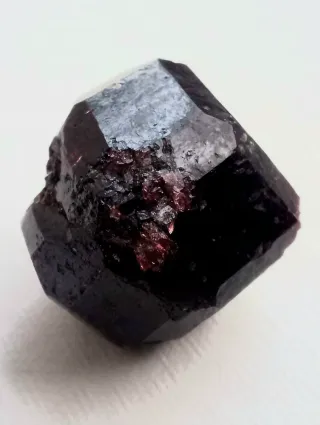 Granato piropo naturale non trattato