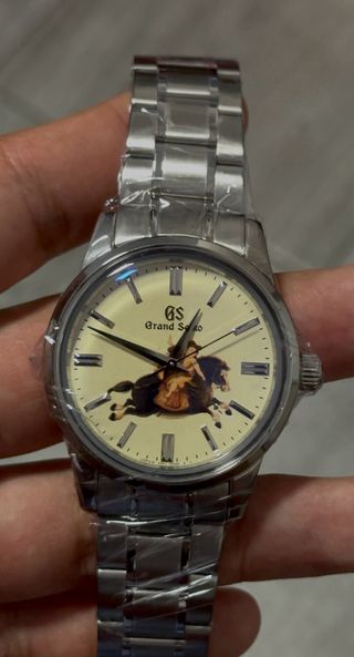 Grand Seiko MOD - Esfera Beige y Correa Plateada