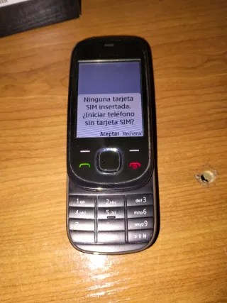 Lote de dos móviles 3100 y 7230