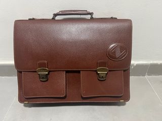 Cartera de piel natural