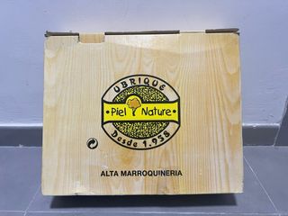 Cartera de piel natural