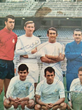 Foto Real Madrid Campeón 67-68 Firmada