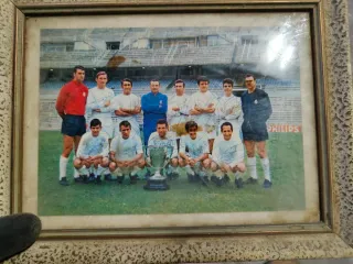Foto Real Madrid Campeón 67-68 Firmada
