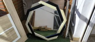 Mesa consola cristal y base texturizada con espejo