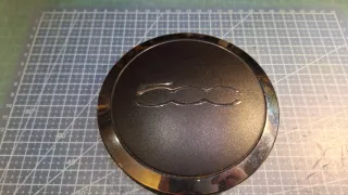 Tapabujes de rueda Fiat 500 (tapacubos central)