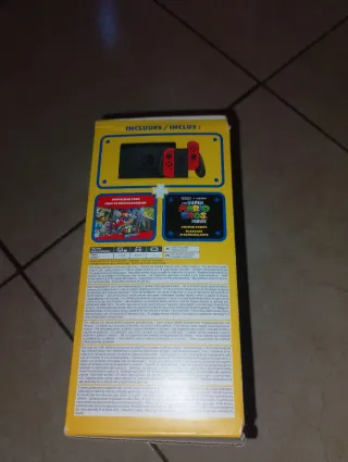 Nintendo Switch Super Mario Odyssey Rosso