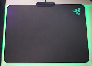Razer Firefly – Alfombrilla gaming RGB original