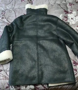 Chaqueta borrego Mango negra y blanca