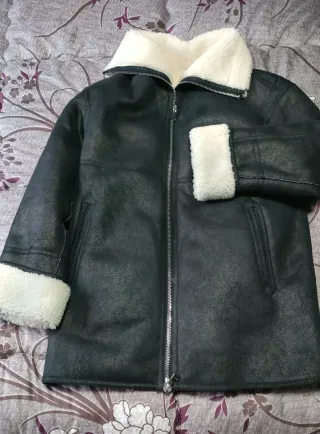 Chaqueta borrego Mango negra y blanca