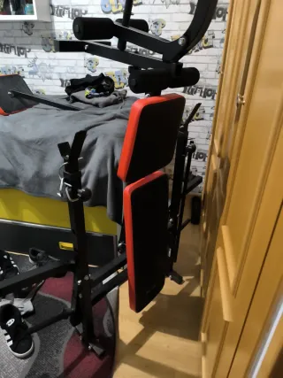 Banco de pesas y abdominales