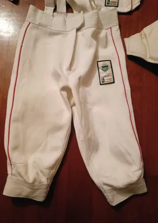 Divisa Scherma donna Carmimari maschera e passanti