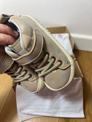 Zapato Feroz Jucar Rocker Talla 24