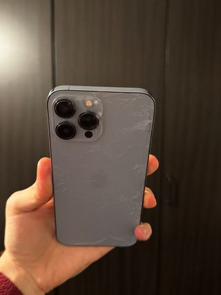 iPhone 13 Pro Max in colore blu