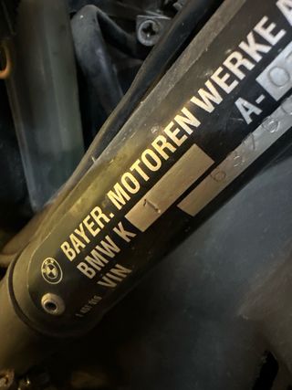 BMW K1 para restaurar