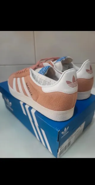 Adidas Gazelle Talla 36 Rosa