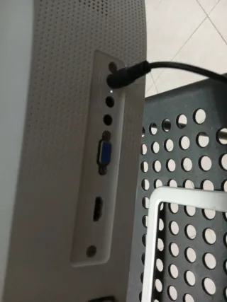 Monitor HP 24 EA Plata