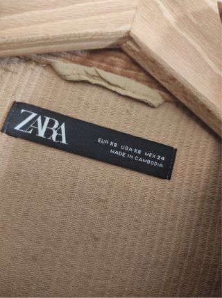 Sobrecamisa de Zara  (Talla XS).