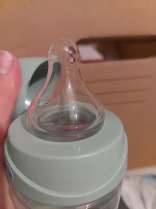 Lote Biberones Medela, Suavinex, Mam