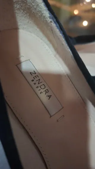 Zapatos negros tacón con lazo