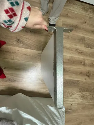 Estanterías metálicas y madera de ikea sin estrena