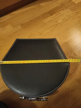 Maletín polipiel negro