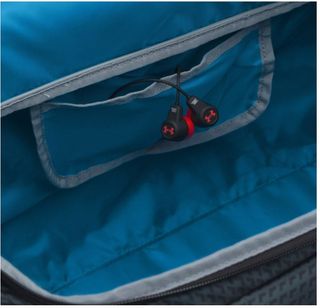 Bolsa Under Armour + Zapatera West Ham