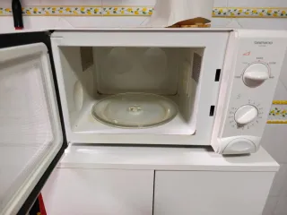 Microondas Daewoo CRS