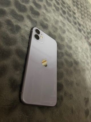 iPhone 11 128GB Lila