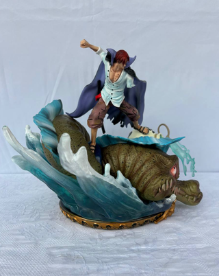 Statua One Piece Shanks con mostro marino