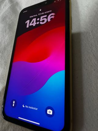 iPhone 11 Amarillo
