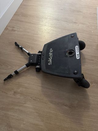 Patin con asiento para cochecito o silla de paseo