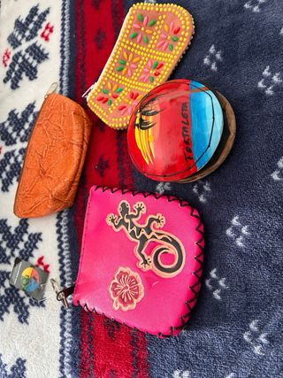4 Monederos Variados