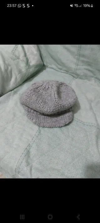 Cappello lana con visiera donna grigio