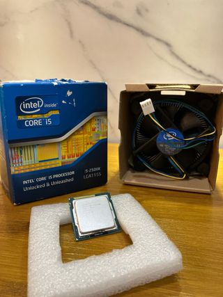Intel Core i5 2500K con dissipatore