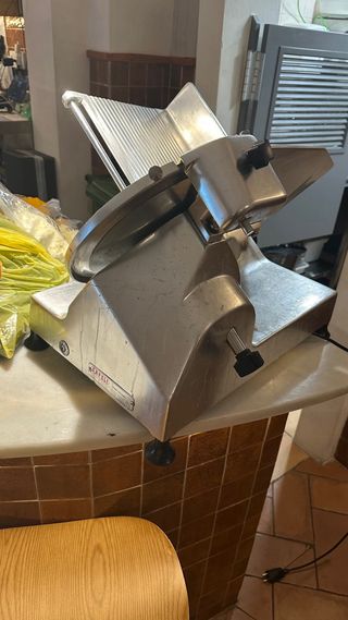 Cortadora de fiambre profesional