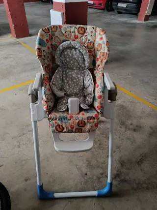 Trona bebé Jane con funda estampada