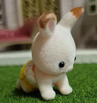 Bebé Conejo Sylvanian Families